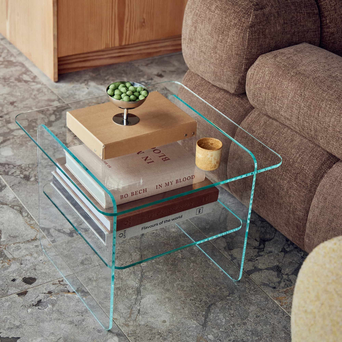 Vetro Ecktisch, Glas