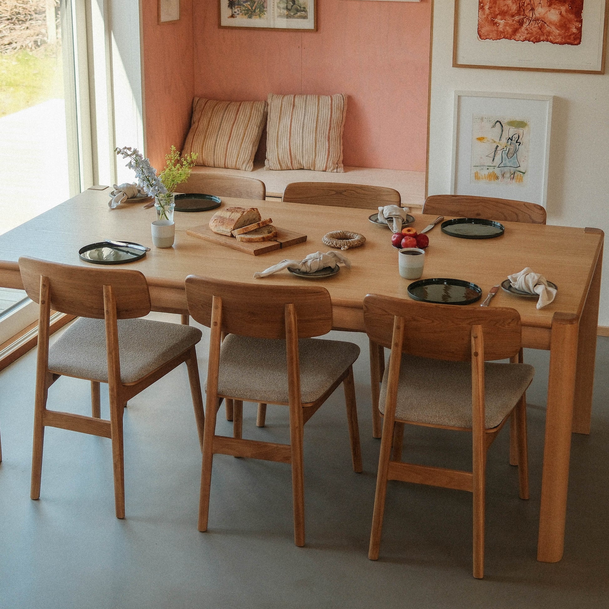 Plint spisebord, inkl. tillægsplade | 200/250x100 - Møbelkompagniet