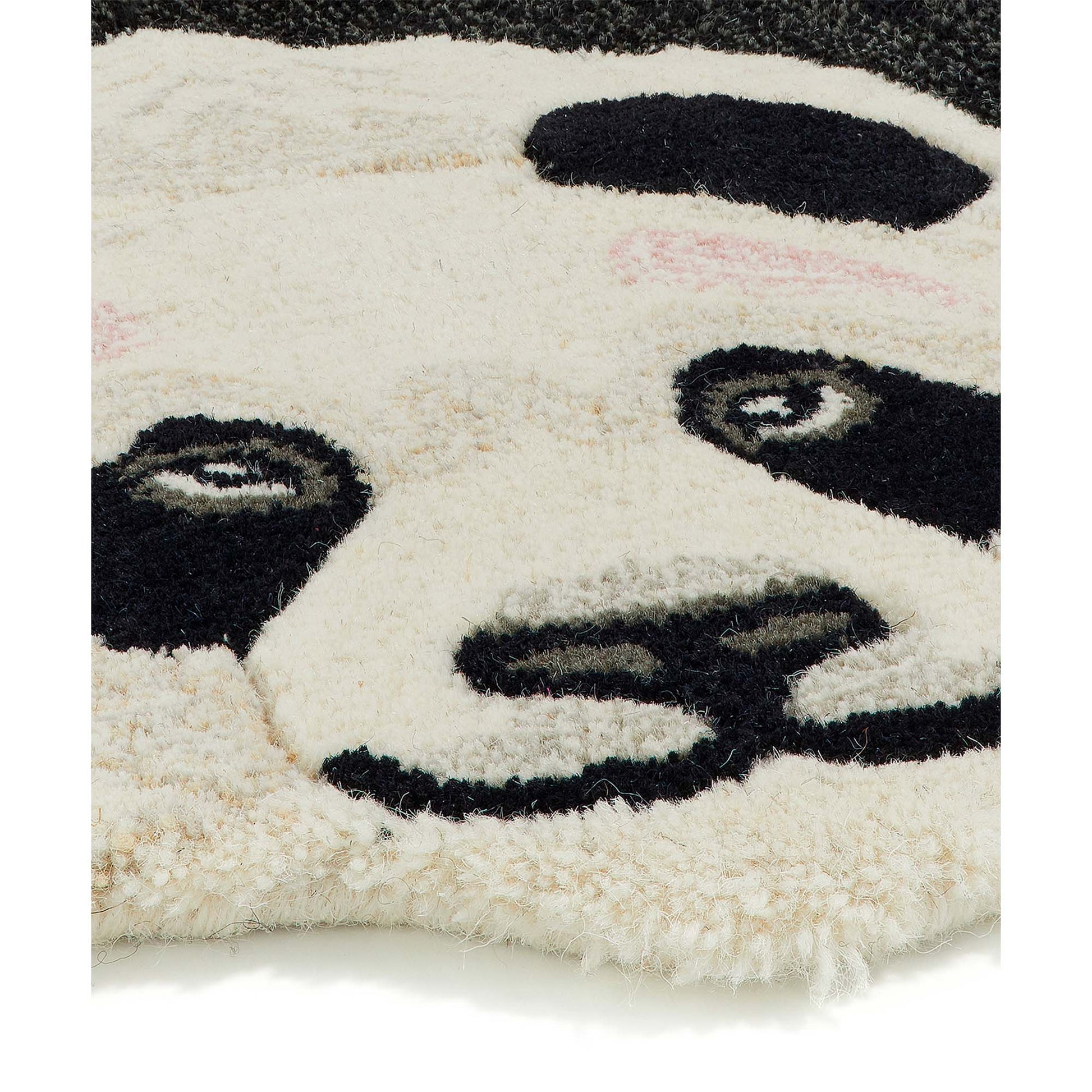 Panda tæppe, Doing Goods - 154x86 cm - Møbelkompagniet