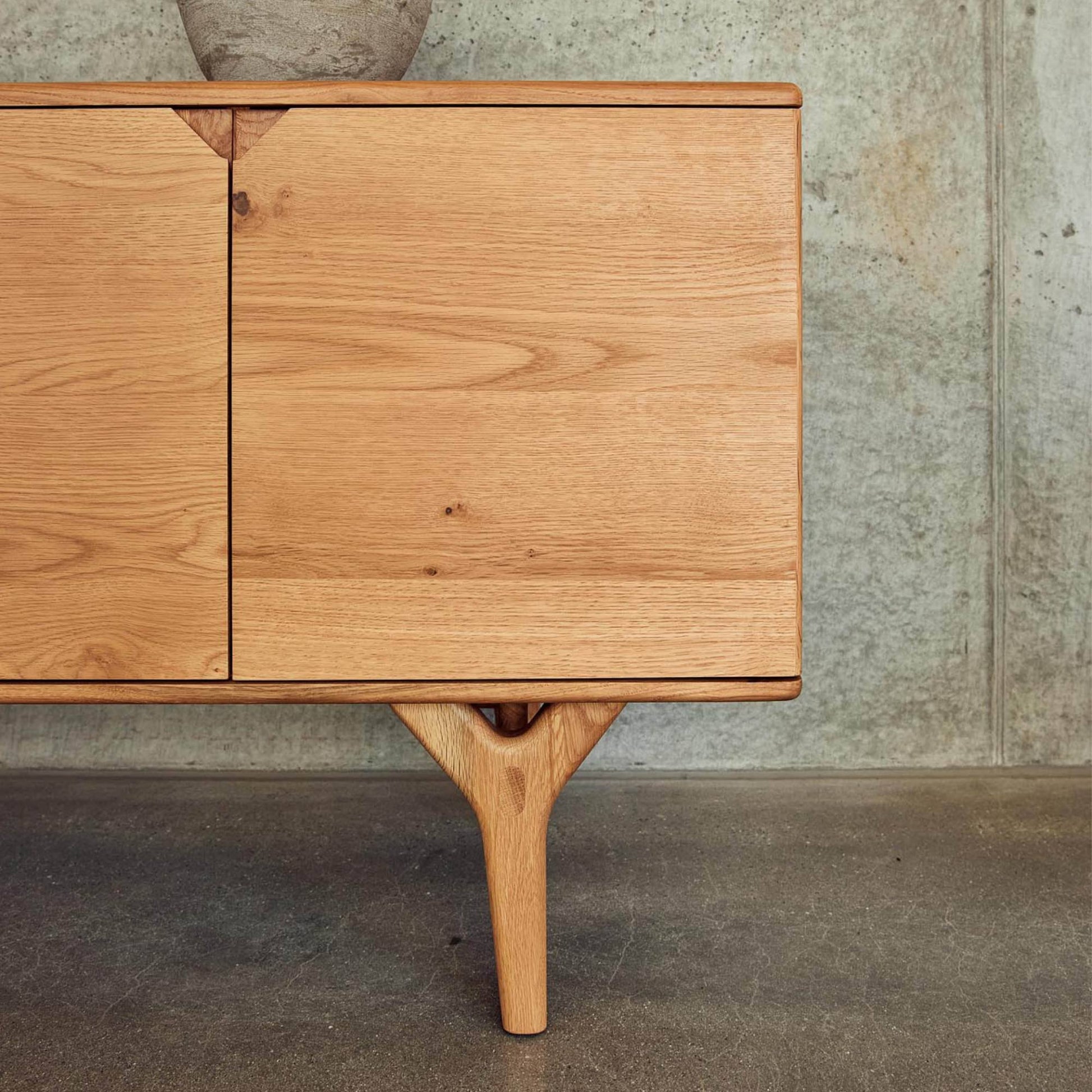 Roots skænk, 176x75 - Møbelkompagniet