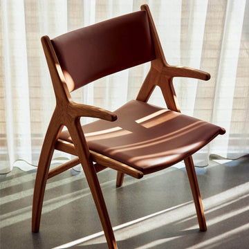 Roots Esszimmerstuhl, Armlehnen | Natur-Eiche | Cognac-Leder